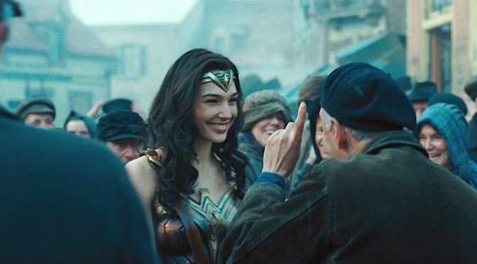 Mulher-Maravilha – Firme e forte em 1º na bilheteria