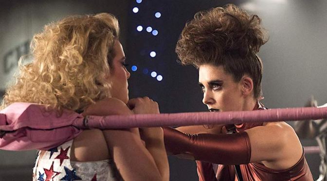 “Glow” e a nova onda das séries: não é comédia, é drama para rir
