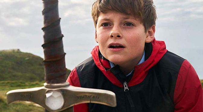 “O Menino que Queria Ser Rei”: um Arthur para a Inglaterra de hoje