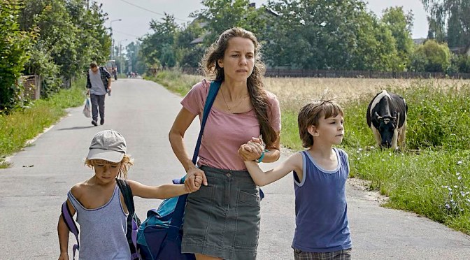 A afiada alegoria social e política do drama polonês “Supernova”